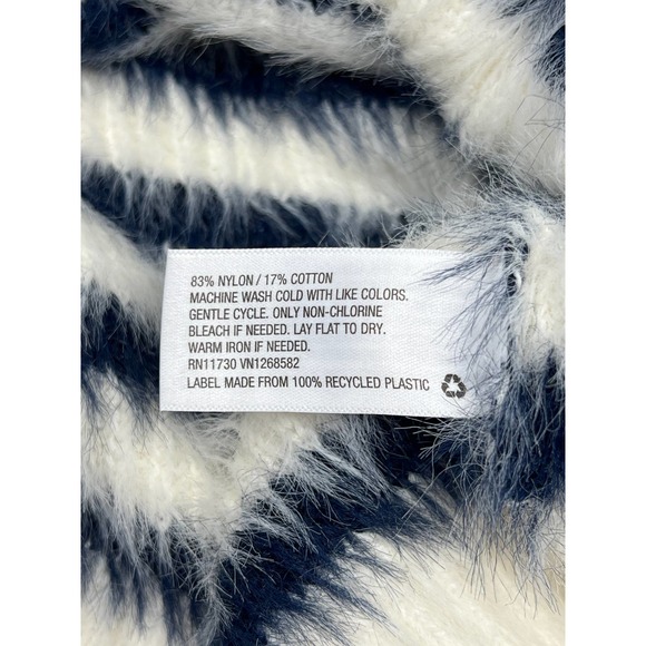 Size M Women's Fuzzy Knit Sweatshirt - La Ligne x Target #2133 - Picture 8 of 11